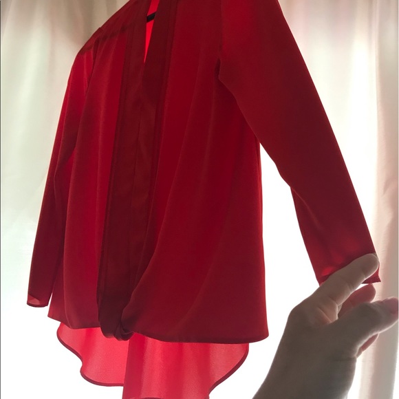 RED TOP ♥️ - Picture 4 of 4